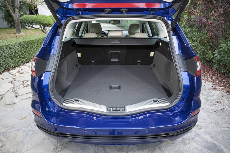 Ford Mondeo CD391 2014 Kofferraum