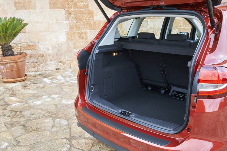 Ford C-Max facelift 2015 bagagliaio