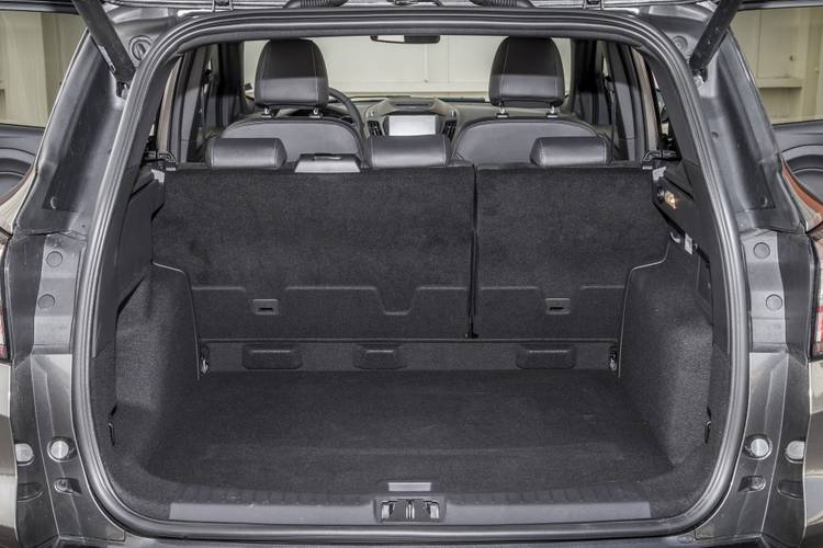 Ford Kuga C520 facelift 2016 bagageira