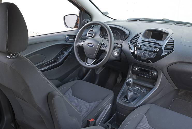 Ford-Ka+ 2016 intérieur