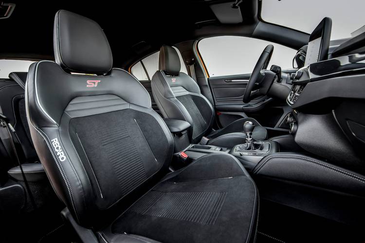 Ford Focus ST C519 2019  voorstoelen