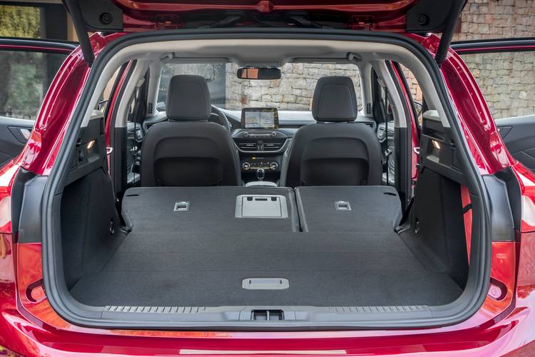 Ford Focus C519 2018 Kombi Wagon bagażnik aż do przednich siedzeń
