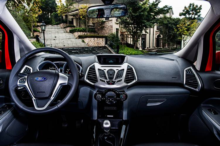 Ford Ecosport 2014 interior