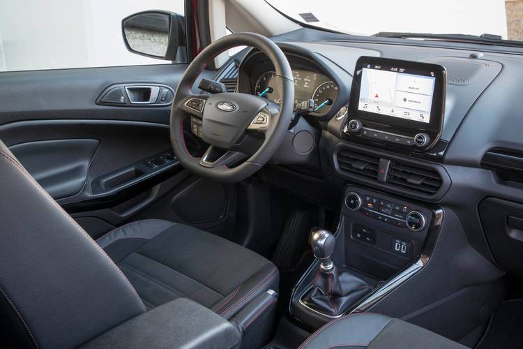 Ford EcoSport facelift 2017 interiér