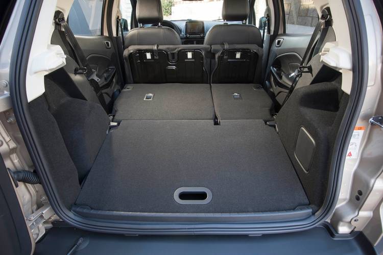 Ford EcoSport facelift 2017 rear folding seats