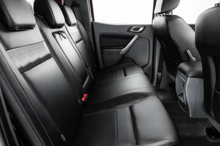 Ford Ranger Double Cab facelift 2015 rear seats