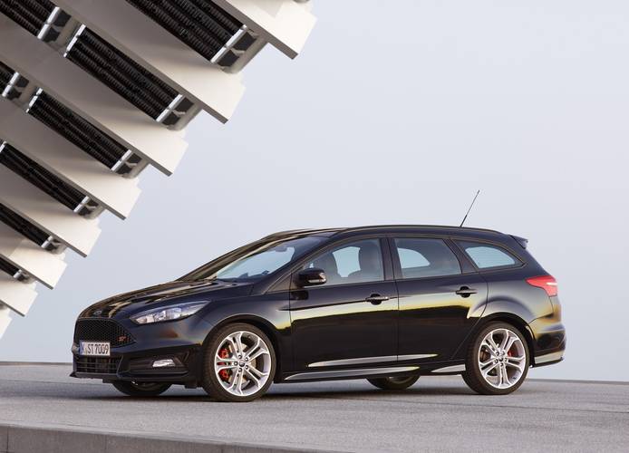 Ford Focus ST C346 facelift 2014 familiar