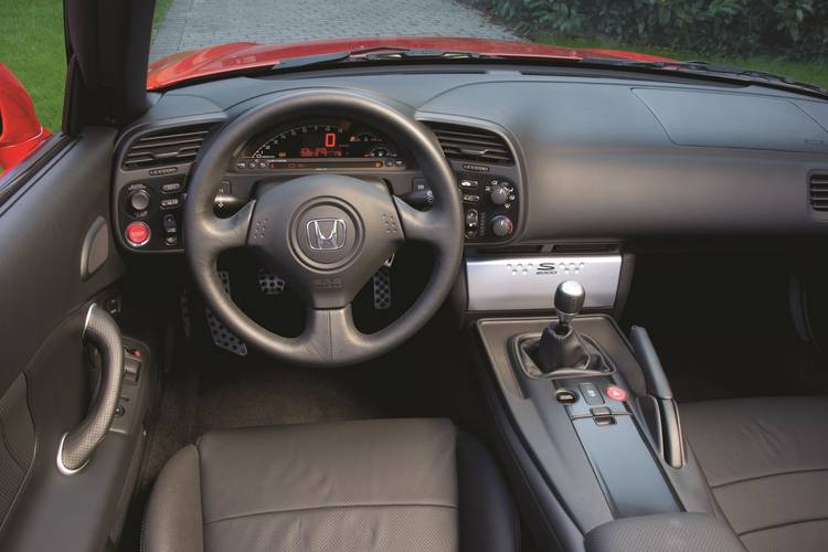 Interno di una Honda S2000 Facelift 2007