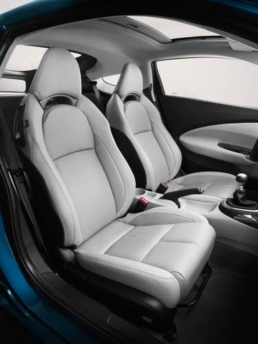 Honda CR-Z 2010 front seats