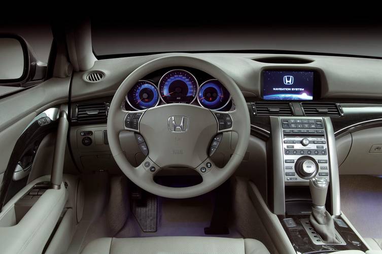 Honda Legend Facelift 2009 wnętrze