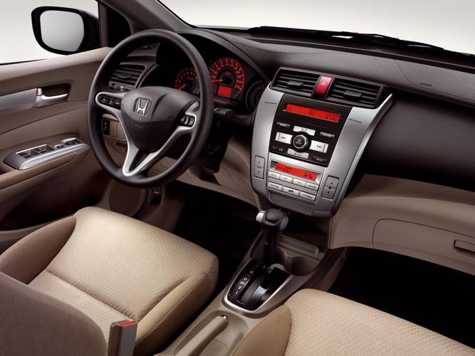 Honda City 2008 interieur