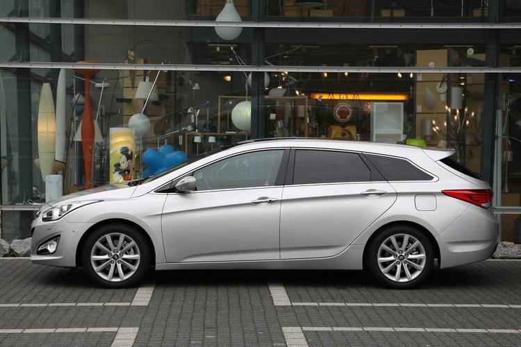 Hyundai i40 VF 2011 wagon