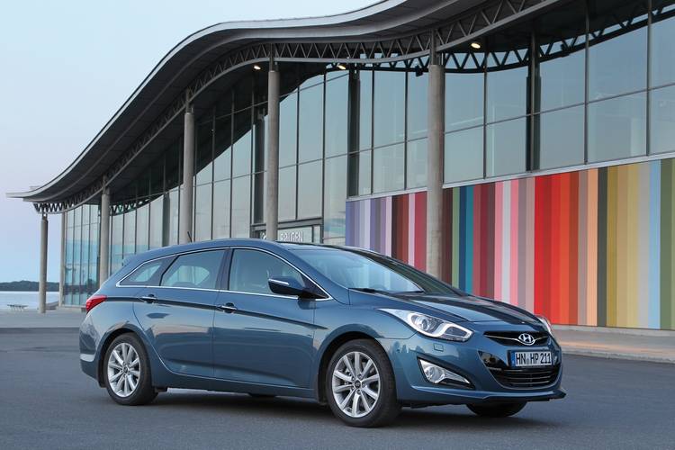 Hyundai i40 VF 2011 station wagon