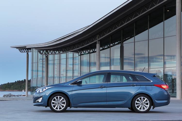 Hyundai i40 VF 2013 station wagon