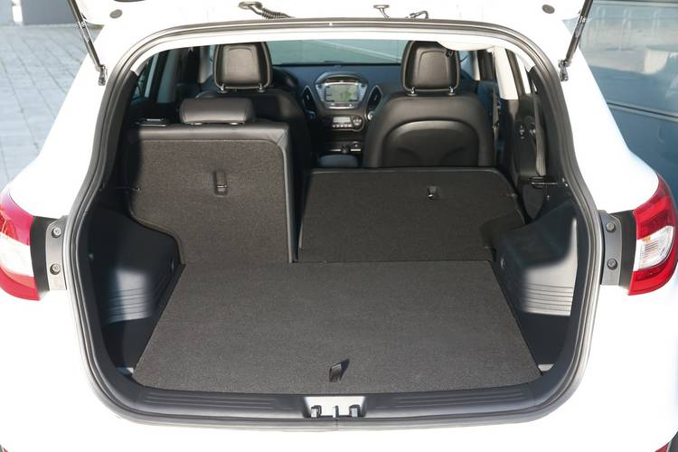 Hyundai ix35 LM facelift 2014 rear folding seats