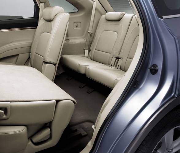 hyundai ix55 2010 rear seats