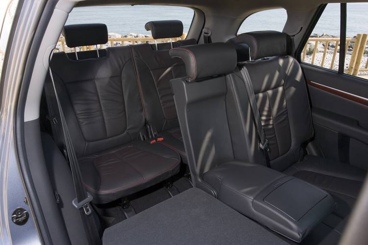 Hyundai Santa FE 2007 rear seats