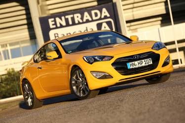 Hyundai Genesis Coupe  2012