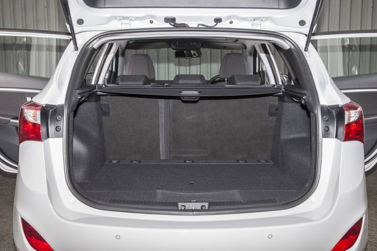 Hyundai i30 GD facelift 2016 kombi wagon bagażnik