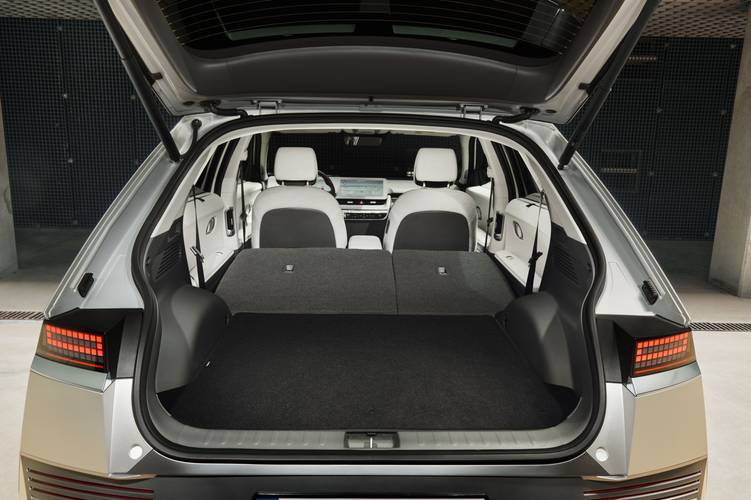 Hyundai IONIQ 5 NE 2022 rear folding seats