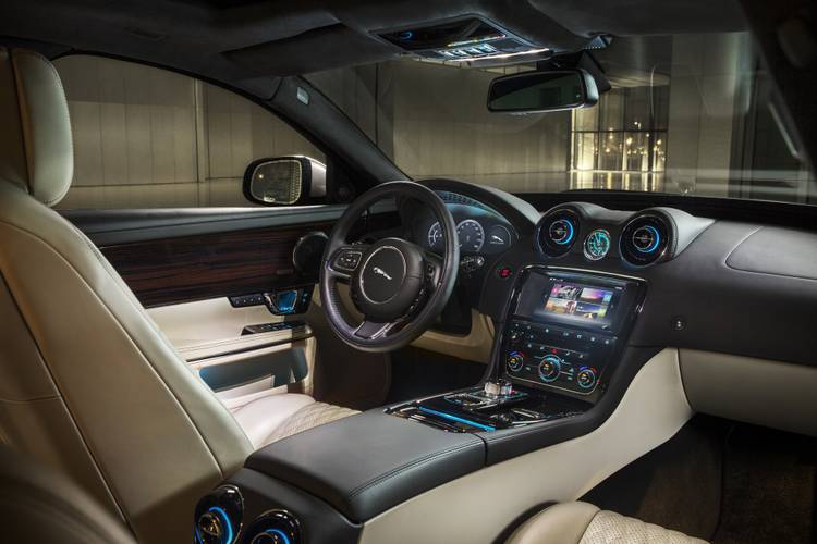 Jaguar XJ X351 2015 facelift wnętrze