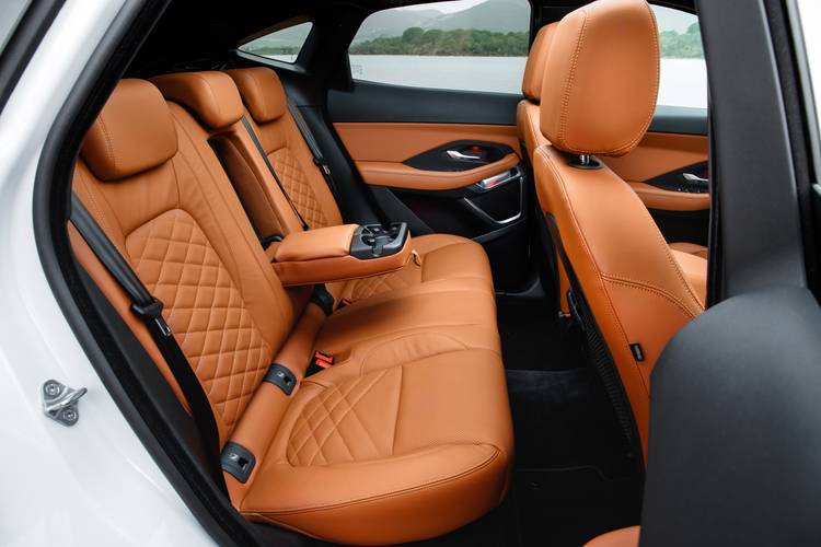 Jaguar E-Pace X540 2018 rear seats