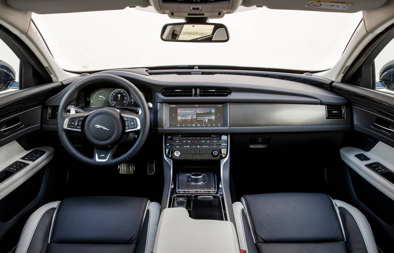Jaguar XF X260 Sportbrake 2017 interior