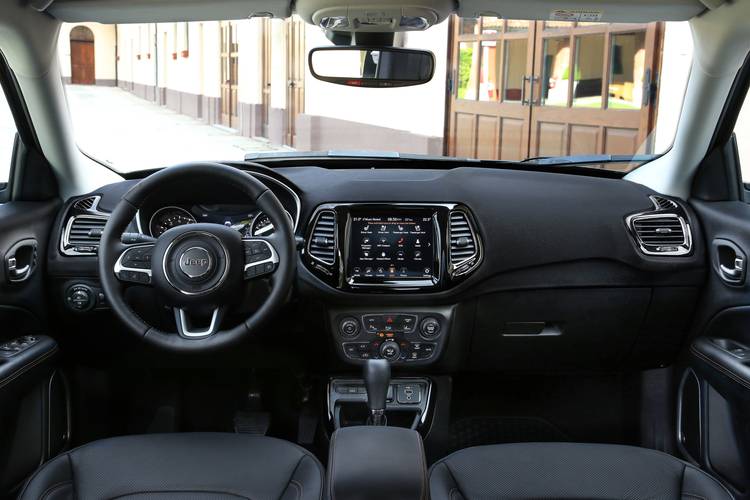 Jeep Compass mp552 2017 interior