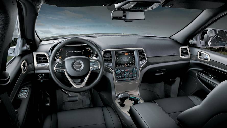 Interno di una Jeep Grand Cherokee WK2 facelift 2013