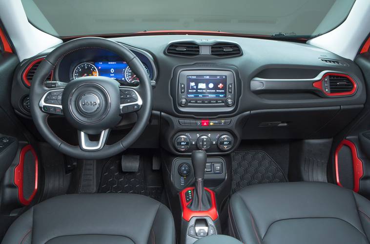 Jeep Renegade BU 2014 interior