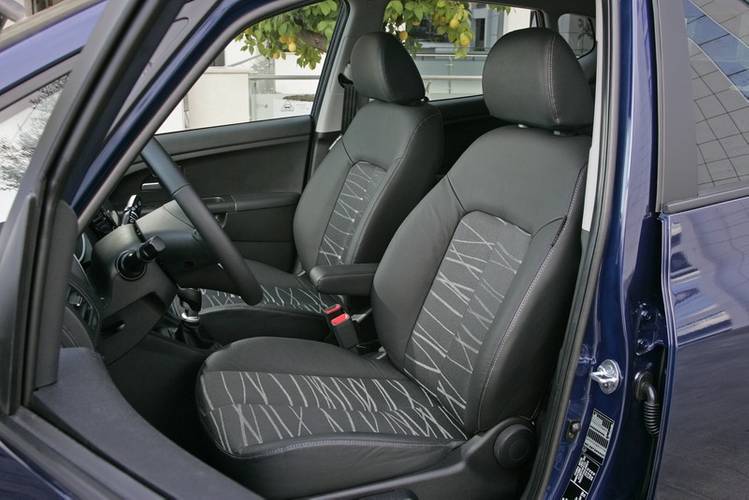 Kia Venga YN 2009 intérieur