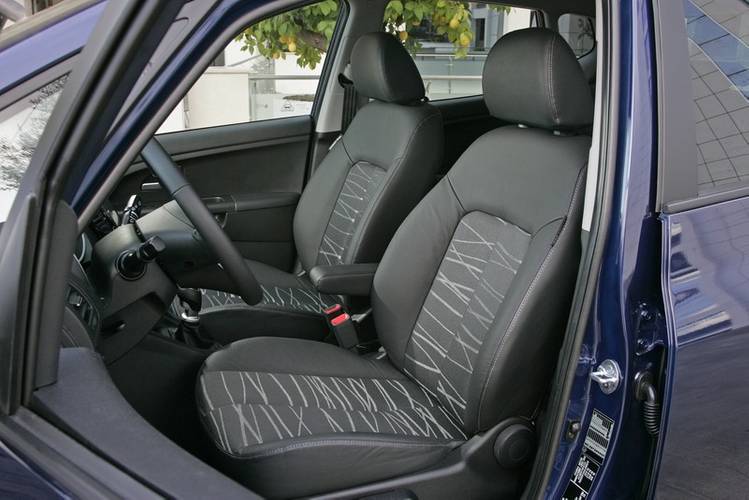 Kia Venga YN 2009 interior