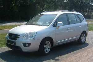 Kia Carens UN 2006