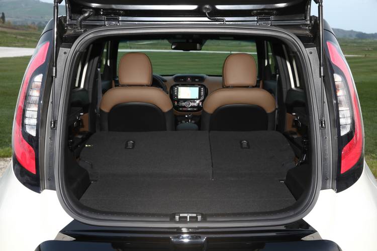 Kia Soul PS 2014 bagageruimte tot aan voorstoelen