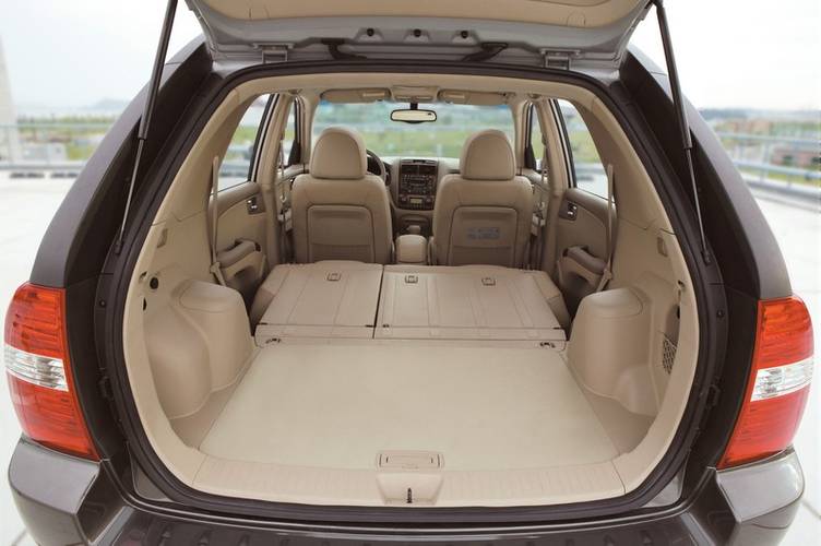 Kia Sportage 2006 rear folding seats