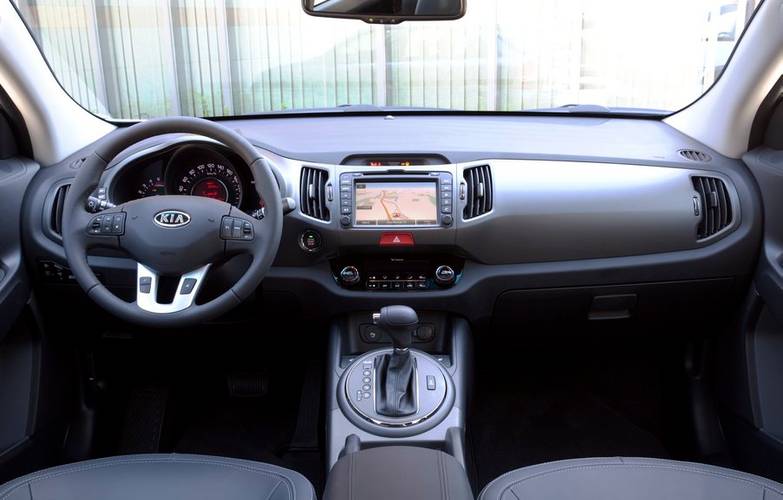 Interno di una KIa Sportage SL 2010