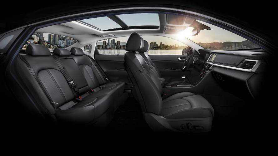 Kia Optima JF 2015 rear seats