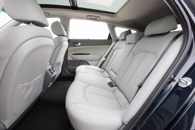 Kia Optima JF SW 2017 rear seats