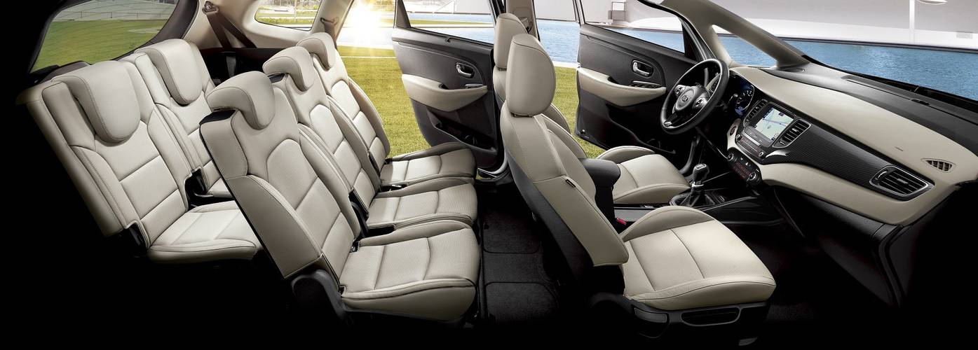 Kia Carens RPPE facelift 2017 assentos traseiros