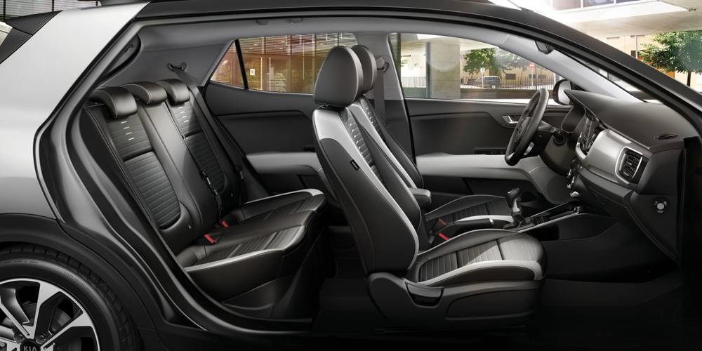 Kia Stonic YB CUV 2017 front seats