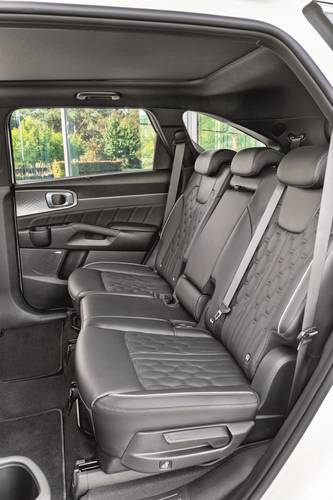 Kia Sorento MQ4 2021 rear seats