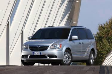 Lancia Voyager  2011