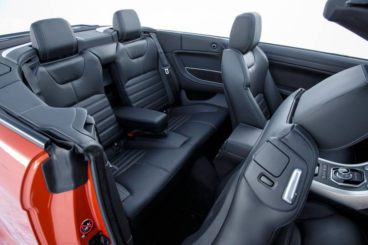 Range Rover Evoque L538 2017 asientos traseros