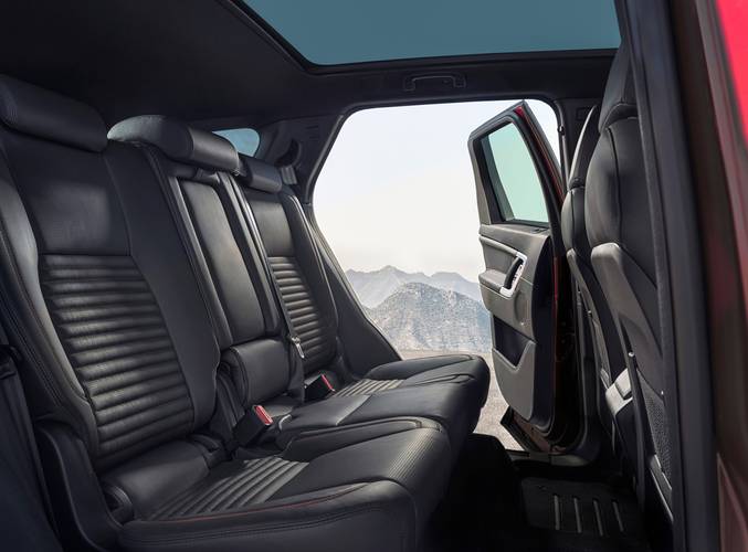 Land Rover Discovery Sport L550 2015 zadní sedadla