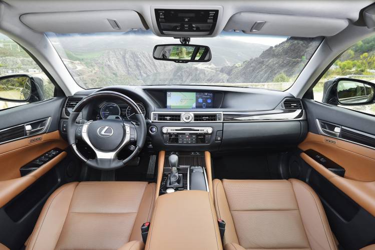 Lexus GS 2011 interior