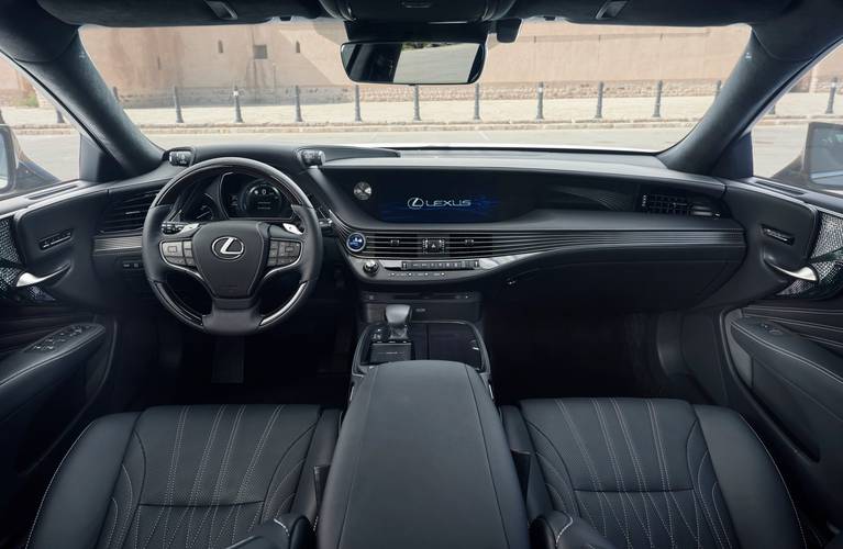 Lexus LS XF50 2018 interiér