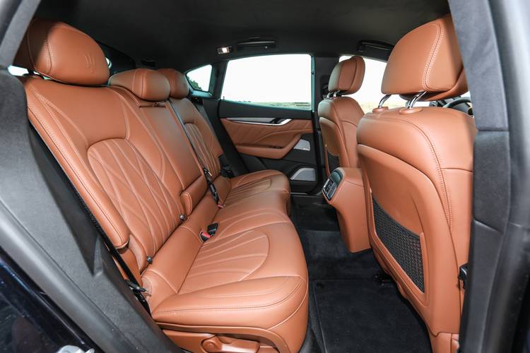 Banquette arrière de la Maserati Levante M161 2018