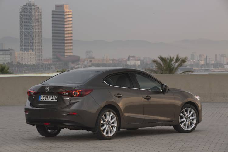 Mazda 3 BM 2014 limousine