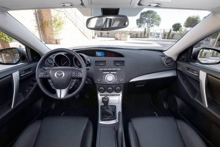 Mazda 3 BL 2008 interiér