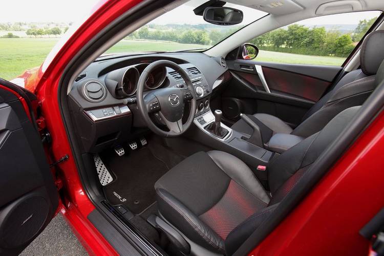 Mazda 3 BL MPS 2009 voorstoelen